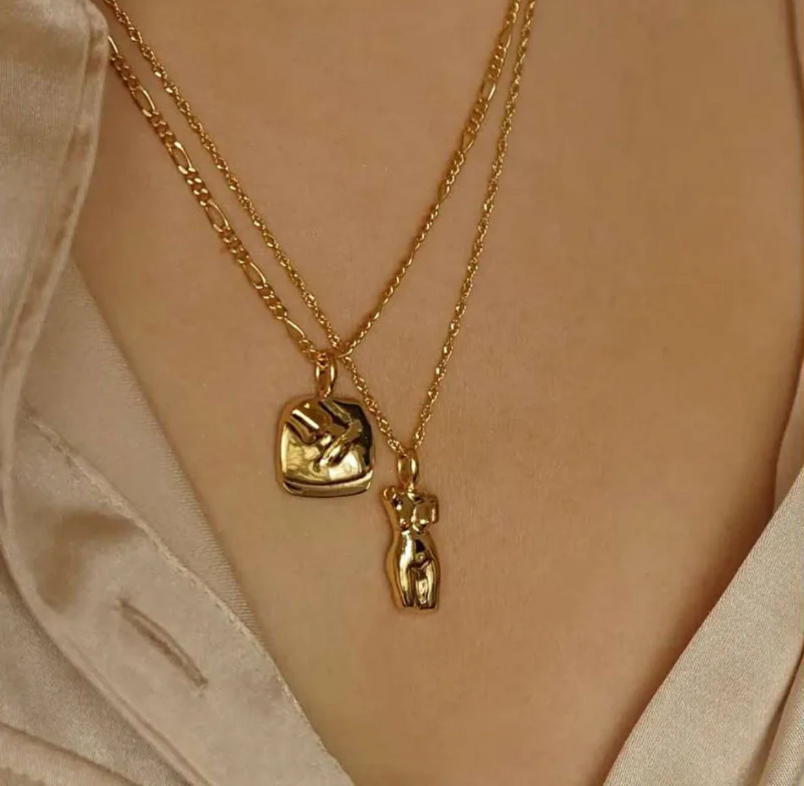 Venus necklace