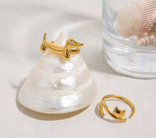 Adjustable Dachshund Ring - Cute Dog Jewelry | Cattena